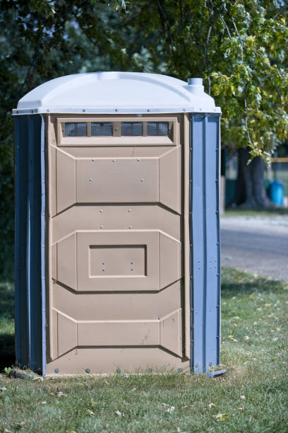 Best Portable restroom trailer rental  in Bryant, WA