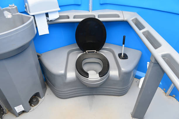 Porta potty delivery and setup in Bryant, WA